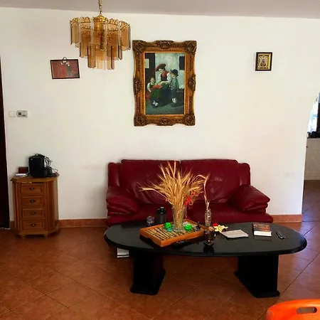 Pensión Balaton House *