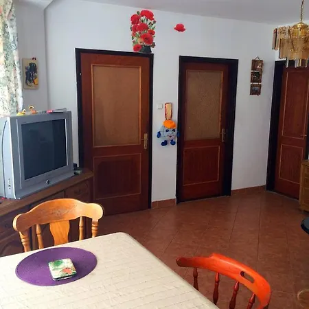 Pensión Balaton House Balatonszarszo
