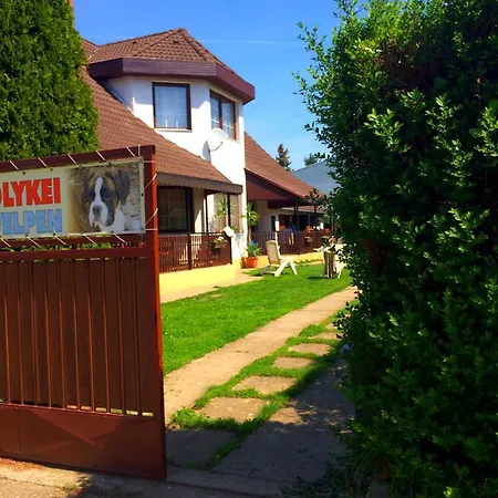 Balaton House
